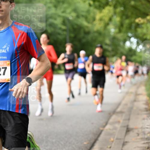 06.09.2026 - CURREX Alsterlauf Dr. Thomas Lammeyer http://msf.ph/oto/10113559 06.09.2026 09:05:27 Laufen 5727 meine-sportfotos.de