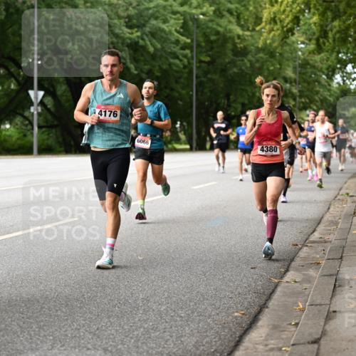 06.09.2026 - CURREX Alsterlauf Dr. Thomas Lammeyer http://msf.ph/oto/10113576 06.09.2026 09:05:30 Laufen 8, 4176, 6066, 4380 meine-sportfotos.de