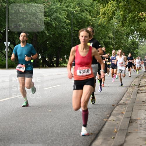 06.09.2026 - CURREX Alsterlauf Dr. Thomas Lammeyer http://msf.ph/oto/10113581 06.09.2026 09:05:31 Laufen 5602, 5739, 4380, 20, 9909, 9 meine-sportfotos.de