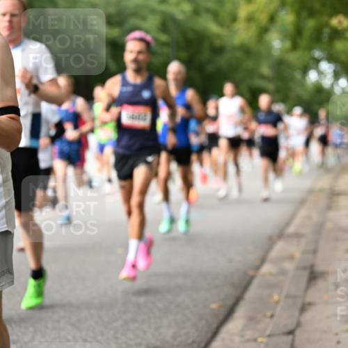 06.09.2026 - CURREX Alsterlauf Dr. Thomas Lammeyer http://msf.ph/oto/10113609 06.09.2026 09:05:34 Laufen 5739 meine-sportfotos.de