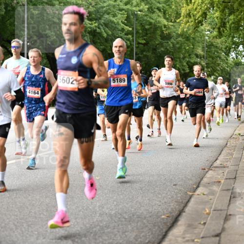06.09.2026 - CURREX Alsterlauf Dr. Thomas Lammeyer http://msf.ph/oto/10113611 06.09.2026 09:05:35 Laufen 5901, 5024, 4164, 5602, 533, 5189, 63, 5996, 464, 378, 1412 meine-sportfotos.de
