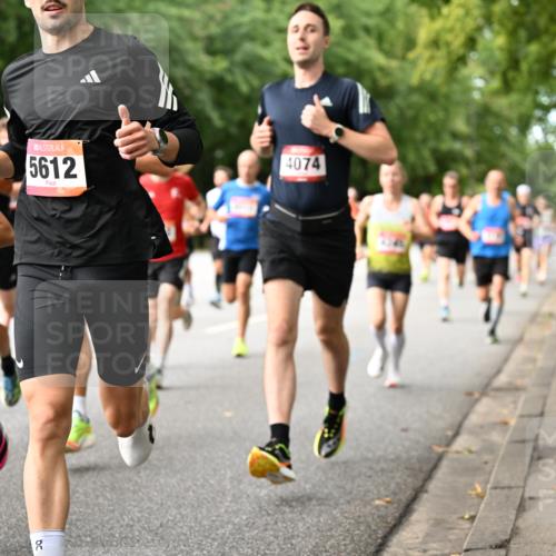 06.09.2026 - CURREX Alsterlauf Dr. Thomas Lammeyer http://msf.ph/oto/10113655 06.09.2026 09:05:41 Laufen 1058, 5612, 4074 meine-sportfotos.de