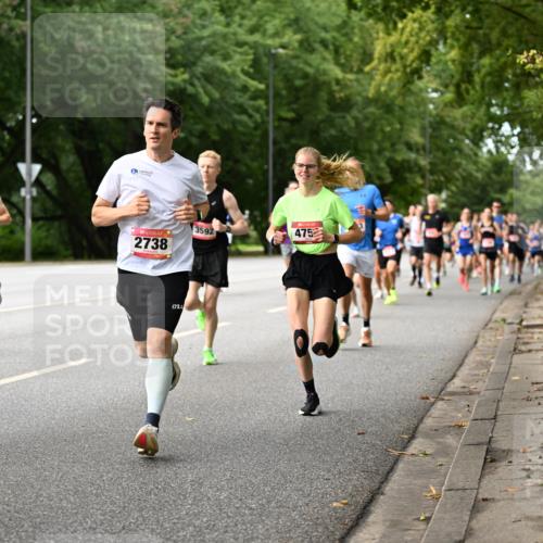 06.09.2026 - CURREX Alsterlauf Dr. Thomas Lammeyer http://msf.ph/oto/10113717 06.09.2026 09:05:50 Laufen 16, 6140, 2738, 3592, 475 meine-sportfotos.de