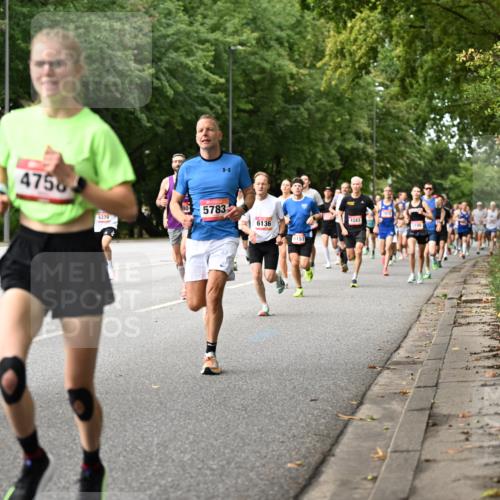 06.09.2026 - CURREX Alsterlauf Dr. Thomas Lammeyer http://msf.ph/oto/10113726 06.09.2026 09:05:51 Laufen 3592, 4758, 80, 5783, 6370, 4243, 6136, 6151 meine-sportfotos.de