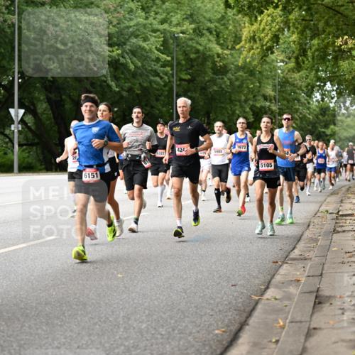 06.09.2026 - CURREX Alsterlauf Dr. Thomas Lammeyer http://msf.ph/oto/10113743 06.09.2026 09:05:54 Laufen 136, 6151, 424, 3972, 5322, 4470, 5988, 5105 meine-sportfotos.de