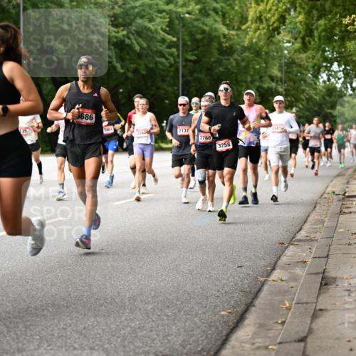 06.09.2026 - CURREX Alsterlauf Dr. Thomas Lammeyer http://msf.ph/oto/10113834 06.09.2026 09:06:08 Laufen 6421, 135, 5686, 5984, 2894, 2137, 5541, 2760, 3258 meine-sportfotos.de