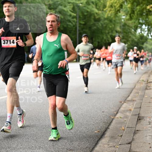 06.09.2026 - CURREX Alsterlauf Dr. Thomas Lammeyer http://msf.ph/oto/10113894 06.09.2026 09:06:17 Laufen 3771, 3714, 2406 meine-sportfotos.de