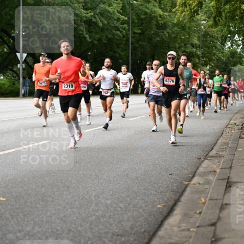 06.09.2026 - CURREX Alsterlauf Dr. Thomas Lammeyer http://msf.ph/oto/10113922 06.09.2026 09:06:21 Laufen 623, 5673, 2319, 036, 5034, 3905, 41, 6376, 4928 meine-sportfotos.de