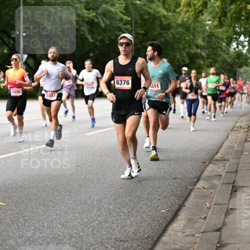 06.09.2026 - CURREX Alsterlauf Dr. Thomas Lammeyer http://msf.ph/oto/10113930 06.09.2026 09:06:23 Laufen 73, 5110, 8036, 5034, 3905, 6376, 5511 meine-sportfotos.de