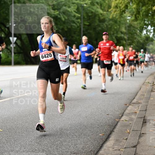 06.09.2026 - CURREX Alsterlauf Dr. Thomas Lammeyer http://msf.ph/oto/10113983 06.09.2026 09:06:30 Laufen 60842, 6476, 6420, 5864 meine-sportfotos.de