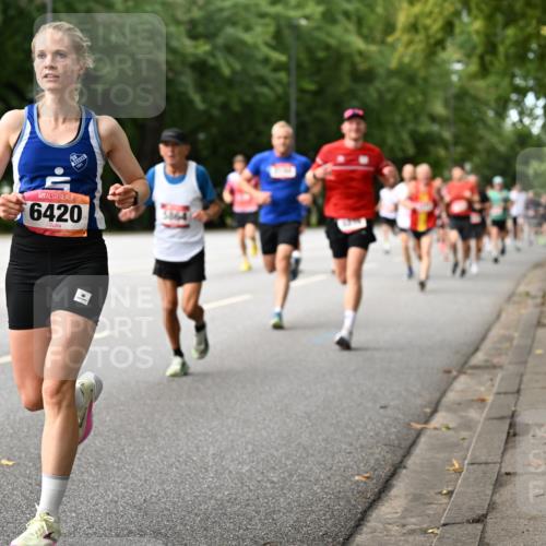 06.09.2026 - CURREX Alsterlauf Dr. Thomas Lammeyer http://msf.ph/oto/10113986 06.09.2026 09:06:31 Laufen 6476, 6420 meine-sportfotos.de