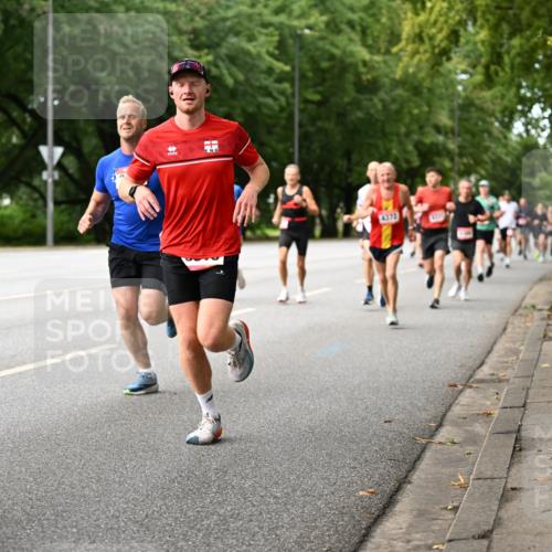 06.09.2026 - CURREX Alsterlauf Dr. Thomas Lammeyer http://msf.ph/oto/10113994 06.09.2026 09:06:32 Laufen  meine-sportfotos.de