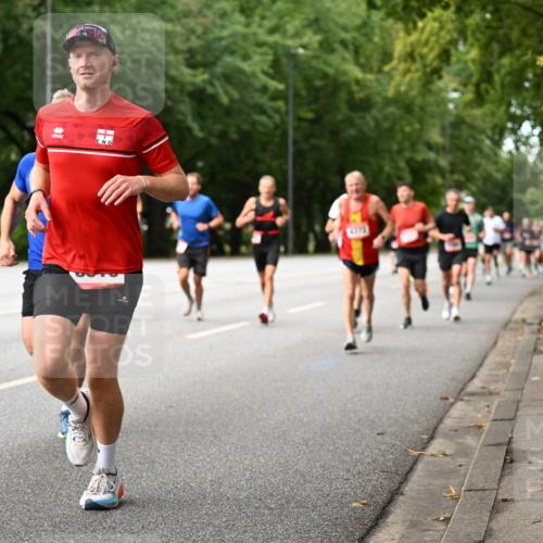 06.09.2026 - CURREX Alsterlauf Dr. Thomas Lammeyer http://msf.ph/oto/10113997 06.09.2026 09:06:32 Laufen  meine-sportfotos.de