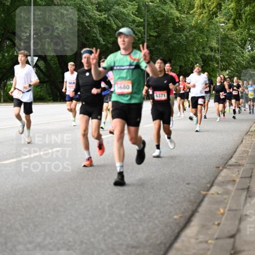 06.09.2026 - CURREX Alsterlauf Dr. Thomas Lammeyer http://msf.ph/oto/10114030 06.09.2026 09:06:37 Laufen 114, 5680, 6371 meine-sportfotos.de