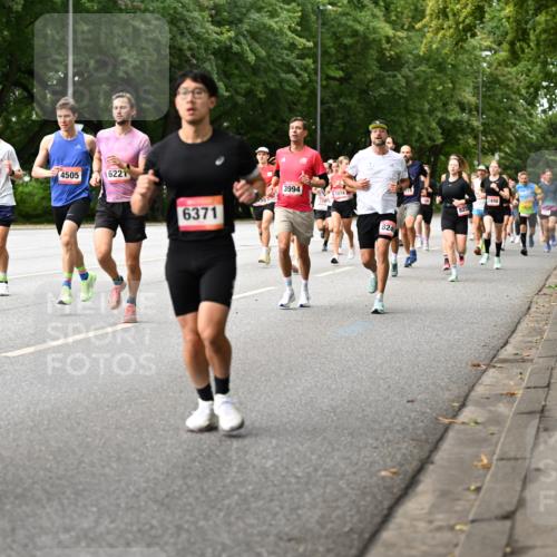 06.09.2026 - CURREX Alsterlauf Dr. Thomas Lammeyer http://msf.ph/oto/10114040 06.09.2026 09:06:39 Laufen 4505, 6221, 5114, 3994, 5874, 6371, 824, 823, 2498 meine-sportfotos.de