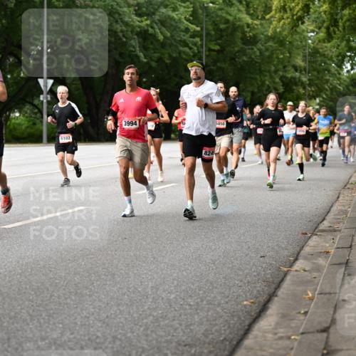 06.09.2026 - CURREX Alsterlauf Dr. Thomas Lammeyer http://msf.ph/oto/10114046 06.09.2026 09:06:40 Laufen 6102, 3994, 8249, 5450, 2498 meine-sportfotos.de