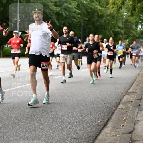 06.09.2026 - CURREX Alsterlauf Dr. Thomas Lammeyer http://msf.ph/oto/10114054 06.09.2026 09:06:41 Laufen 6, 3994, 1259, 8249, 6450 meine-sportfotos.de