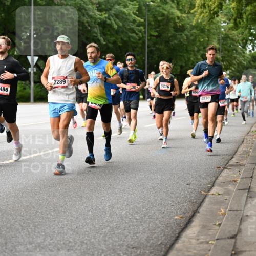 06.09.2026 - CURREX Alsterlauf Dr. Thomas Lammeyer http://msf.ph/oto/10114080 06.09.2026 09:06:45 Laufen 6484, 3331, 6486, 2289, 38, 8216, 606, 4838, 5537 meine-sportfotos.de