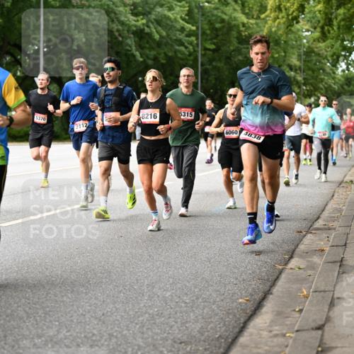 06.09.2026 - CURREX Alsterlauf Dr. Thomas Lammeyer http://msf.ph/oto/10114086 06.09.2026 09:06:46 Laufen 5315, 8216, 5370, 2112, 6060, 4838 meine-sportfotos.de