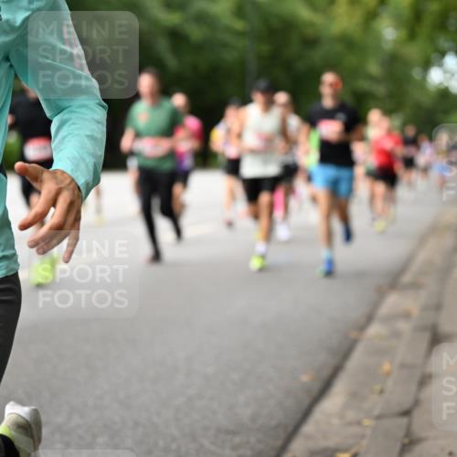 06.09.2026 - CURREX Alsterlauf Dr. Thomas Lammeyer http://msf.ph/oto/10114116 06.09.2026 09:06:50 Laufen 48, 20, 23 meine-sportfotos.de
