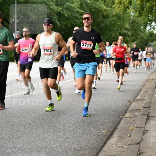 06.09.2026 - CURREX Alsterlauf Dr. Thomas Lammeyer http://msf.ph/oto/10114123 06.09.2026 09:06:52 Laufen 5606, 5216, 6047, 3702, 3717 meine-sportfotos.de