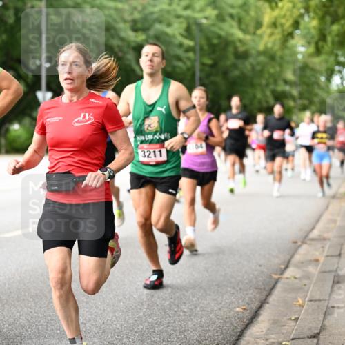 06.09.2026 - CURREX Alsterlauf Dr. Thomas Lammeyer http://msf.ph/oto/10114140 06.09.2026 09:06:54 Laufen 5453, 3211 meine-sportfotos.de