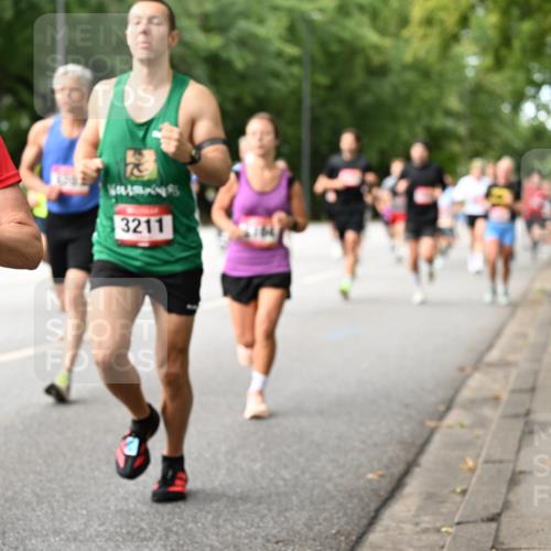 06.09.2026 - CURREX Alsterlauf Dr. Thomas Lammeyer http://msf.ph/oto/10114143 06.09.2026 09:06:54 Laufen 3211 meine-sportfotos.de