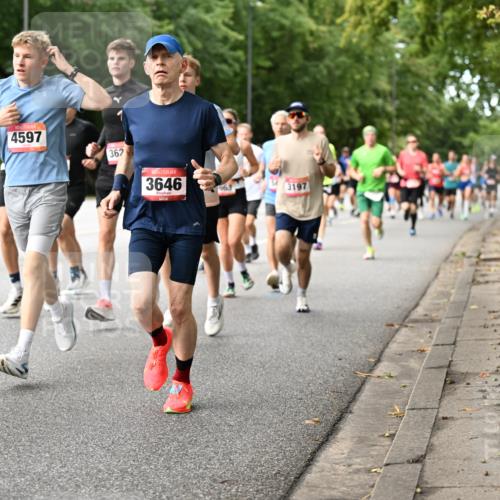 06.09.2026 - CURREX Alsterlauf Dr. Thomas Lammeyer http://msf.ph/oto/10114218 06.09.2026 09:07:06 Laufen 1937, 4597, 362, 3646, 665, 3197 meine-sportfotos.de