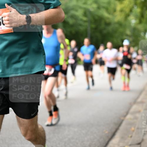 06.09.2026 - CURREX Alsterlauf Dr. Thomas Lammeyer http://msf.ph/oto/10114298 06.09.2026 09:07:19 Laufen 6186 meine-sportfotos.de