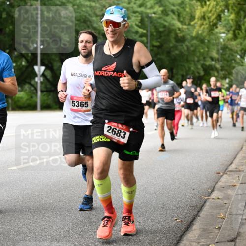 06.09.2026 - CURREX Alsterlauf Dr. Thomas Lammeyer http://msf.ph/oto/10114315 06.09.2026 09:07:21 Laufen 855, 3898, 10, 5365, 2683, 5316 meine-sportfotos.de