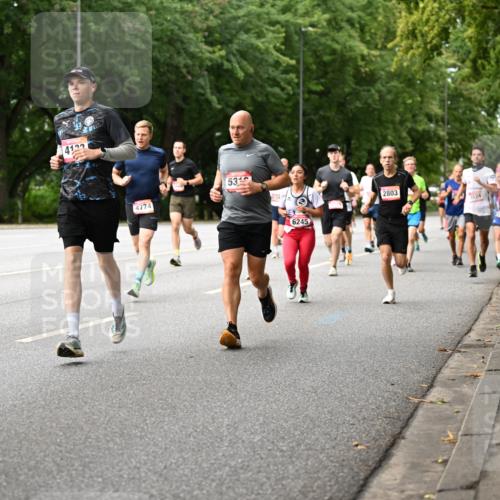 06.09.2026 - CURREX Alsterlauf Dr. Thomas Lammeyer http://msf.ph/oto/10114324 06.09.2026 09:07:23 Laufen 4122, 4774, 531, 6245, 2803, 524 meine-sportfotos.de