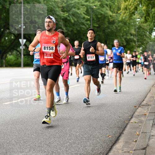 06.09.2026 - CURREX Alsterlauf Dr. Thomas Lammeyer http://msf.ph/oto/10114382 06.09.2026 09:07:31 Laufen 4142, 5245, 8158, 8157 meine-sportfotos.de