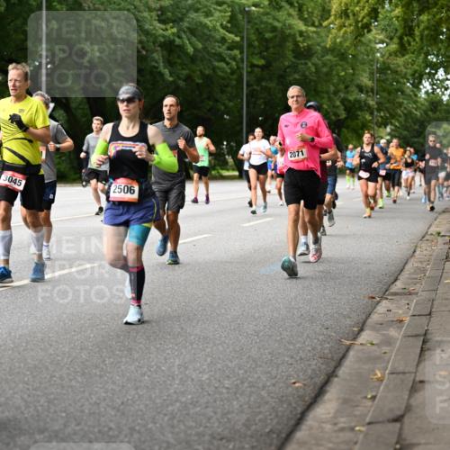 06.09.2026 - CURREX Alsterlauf Dr. Thomas Lammeyer http://msf.ph/oto/10114470 06.09.2026 09:07:46 Laufen 3045, 2506, 2071 meine-sportfotos.de