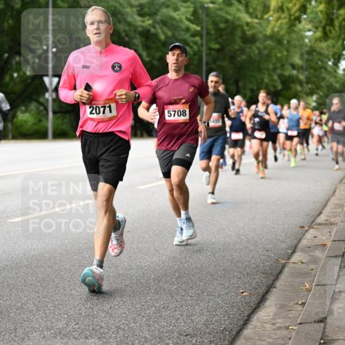 06.09.2026 - CURREX Alsterlauf Dr. Thomas Lammeyer http://msf.ph/oto/10114482 06.09.2026 09:07:48 Laufen 2071, 47, 195, 5, 708, 3, 455 meine-sportfotos.de