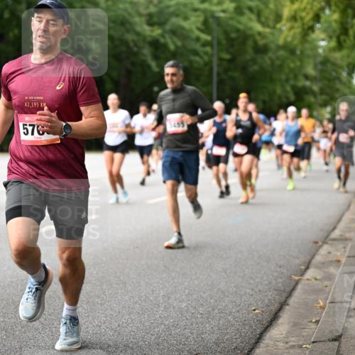 06.09.2026 - CURREX Alsterlauf Dr. Thomas Lammeyer http://msf.ph/oto/10114487 06.09.2026 09:07:49 Laufen 42, 195, 576 meine-sportfotos.de