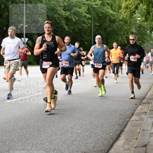 06.09.2026 - CURREX Alsterlauf Dr. Thomas Lammeyer http://msf.ph/oto/10114501 06.09.2026 09:07:51 Laufen 187, 4105, 2344, 4910, 4193 meine-sportfotos.de