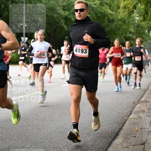06.09.2026 - CURREX Alsterlauf Dr. Thomas Lammeyer http://msf.ph/oto/10114514 06.09.2026 09:07:53 Laufen 2344, 4910, 378, 4193, 6255 meine-sportfotos.de