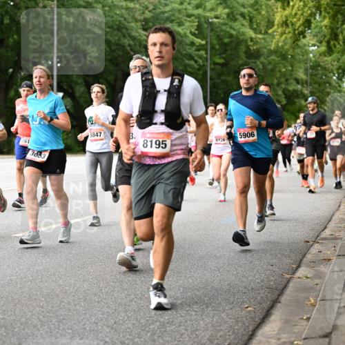 06.09.2026 - CURREX Alsterlauf Dr. Thomas Lammeyer http://msf.ph/oto/10114549 06.09.2026 09:07:59 Laufen 6077, 5714, 261, 3083, 5847, 3, 5906, 8195, 6125 meine-sportfotos.de