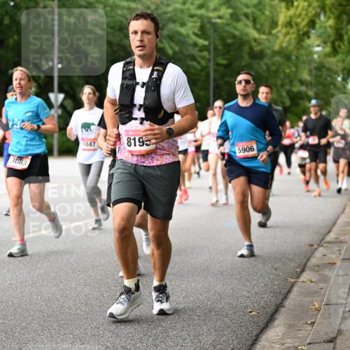 06.09.2026 - CURREX Alsterlauf Dr. Thomas Lammeyer http://msf.ph/oto/10114550 06.09.2026 09:07:59 Laufen 5714, 3063, 819, 5906 meine-sportfotos.de