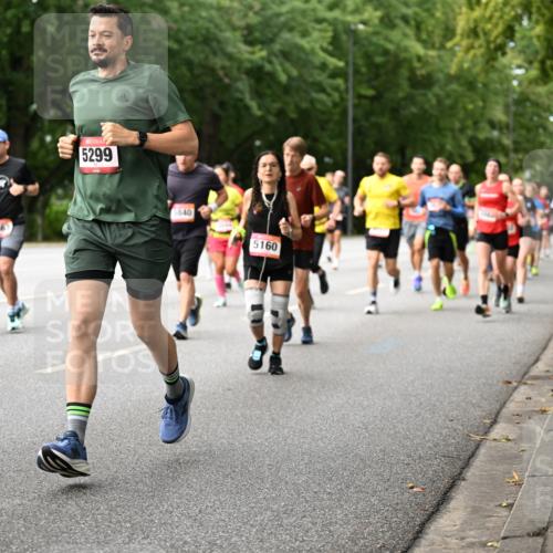 06.09.2026 - CURREX Alsterlauf Dr. Thomas Lammeyer http://msf.ph/oto/10114706 06.09.2026 09:08:23 Laufen 436, 5299, 840, 5160 meine-sportfotos.de