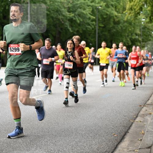 06.09.2026 - CURREX Alsterlauf Dr. Thomas Lammeyer http://msf.ph/oto/10114707 06.09.2026 09:08:23 Laufen 4863, 5299, 5840, 5160 meine-sportfotos.de