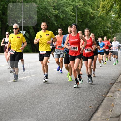 06.09.2026 - CURREX Alsterlauf Dr. Thomas Lammeyer http://msf.ph/oto/10114723 06.09.2026 09:08:26 Laufen 4255, 3044, 484, 1998, 4997, 5400, 8, 5868, 5932 meine-sportfotos.de