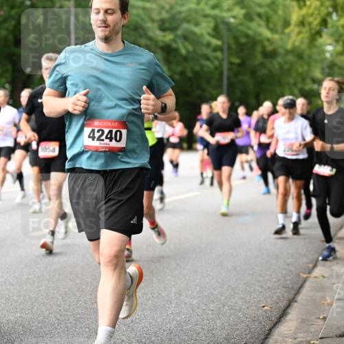 06.09.2026 - CURREX Alsterlauf Dr. Thomas Lammeyer http://msf.ph/oto/10114905 06.09.2026 09:08:55 Laufen 23, 1058, 4240 meine-sportfotos.de