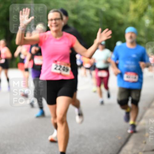 06.09.2026 - CURREX Alsterlauf Dr. Thomas Lammeyer http://msf.ph/oto/10114930 06.09.2026 09:08:59 Laufen 2249 meine-sportfotos.de
