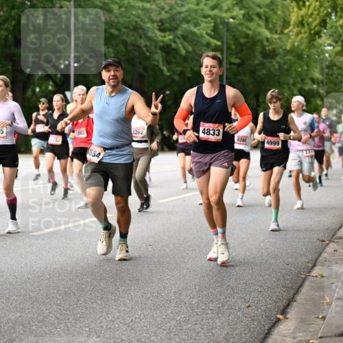 06.09.2026 - CURREX Alsterlauf Dr. Thomas Lammeyer http://msf.ph/oto/10114958 06.09.2026 09:09:04 Laufen 6182, 335, 4332, 5862, 4584, 4833, 3262, 8280, 4999, 2373 meine-sportfotos.de