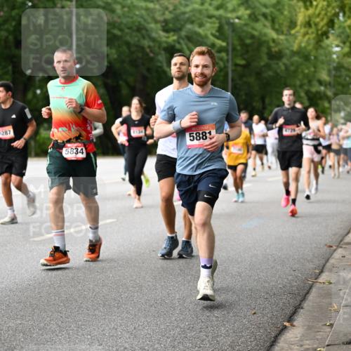 06.09.2026 - CURREX Alsterlauf Dr. Thomas Lammeyer http://msf.ph/oto/10115014 06.09.2026 09:09:14 Laufen 287, 5834, 5881 meine-sportfotos.de