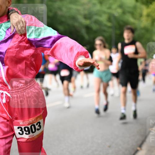 06.09.2026 - CURREX Alsterlauf Dr. Thomas Lammeyer http://msf.ph/oto/10115088 06.09.2026 09:09:42 Laufen 902, 3903 meine-sportfotos.de