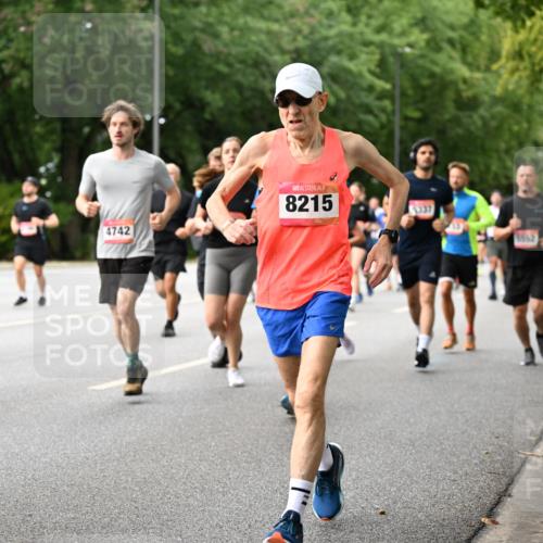 06.09.2026 - CURREX Alsterlauf Dr. Thomas Lammeyer http://msf.ph/oto/10115116 06.09.2026 09:09:47 Laufen 547, 4742, 8215, 3552 meine-sportfotos.de