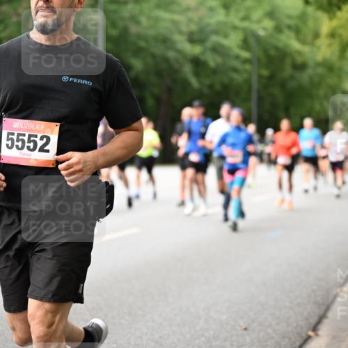 06.09.2026 - CURREX Alsterlauf Dr. Thomas Lammeyer http://msf.ph/oto/10115143 06.09.2026 09:09:51 Laufen 5552 meine-sportfotos.de