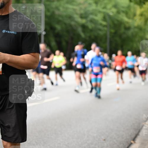 06.09.2026 - CURREX Alsterlauf Dr. Thomas Lammeyer http://msf.ph/oto/10115144 06.09.2026 09:09:51 Laufen 5532 meine-sportfotos.de